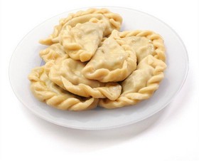 Вареники с творогом, капустой, картофелем и грибами